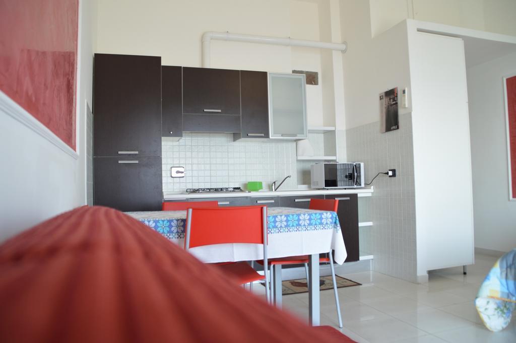 Riva Beach Apartment Рива-Лигуре Экстерьер фото